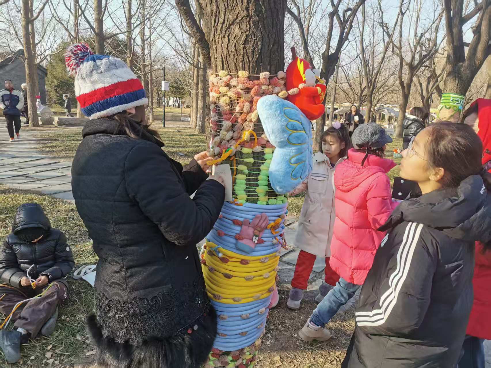 新年暖树传城 中轴线永定门公园公益行纪实
